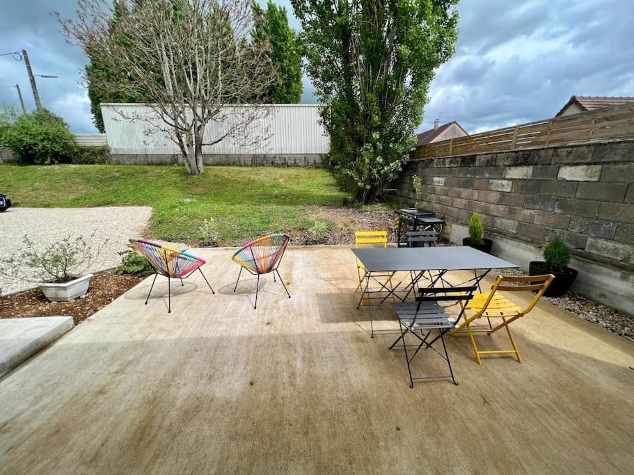 Logement De Plain-Pied Avec Jardin, Terrasse Gurgy Esterno foto